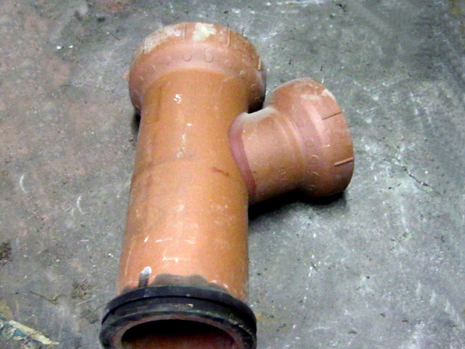 Clay sewer pipe