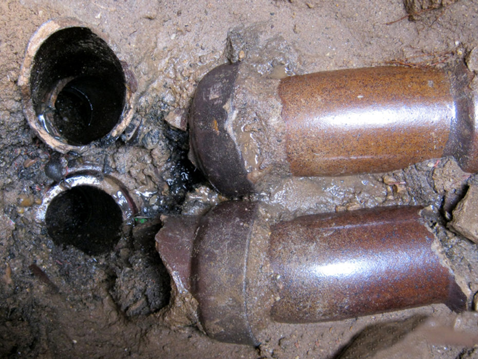 spot sewer pipe repair