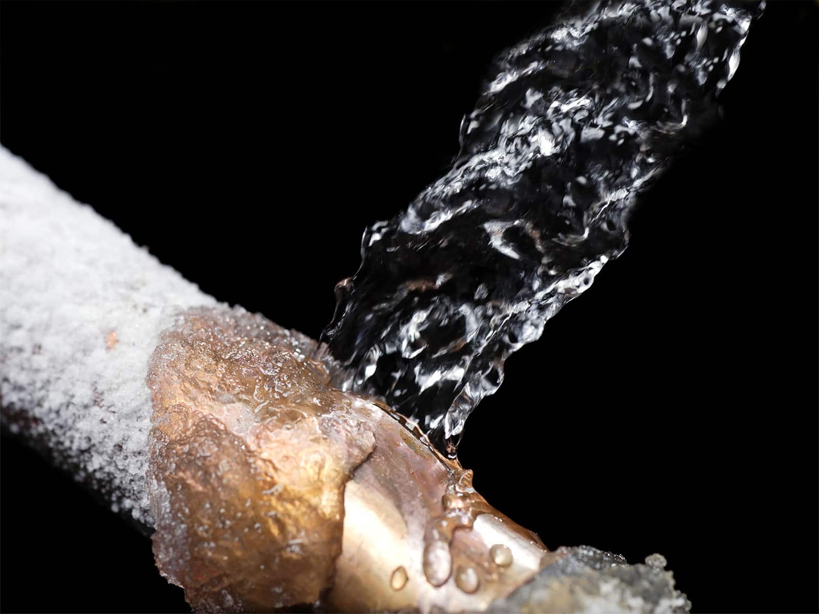 Prevent Pipes From Freezing using a 4 Step Process