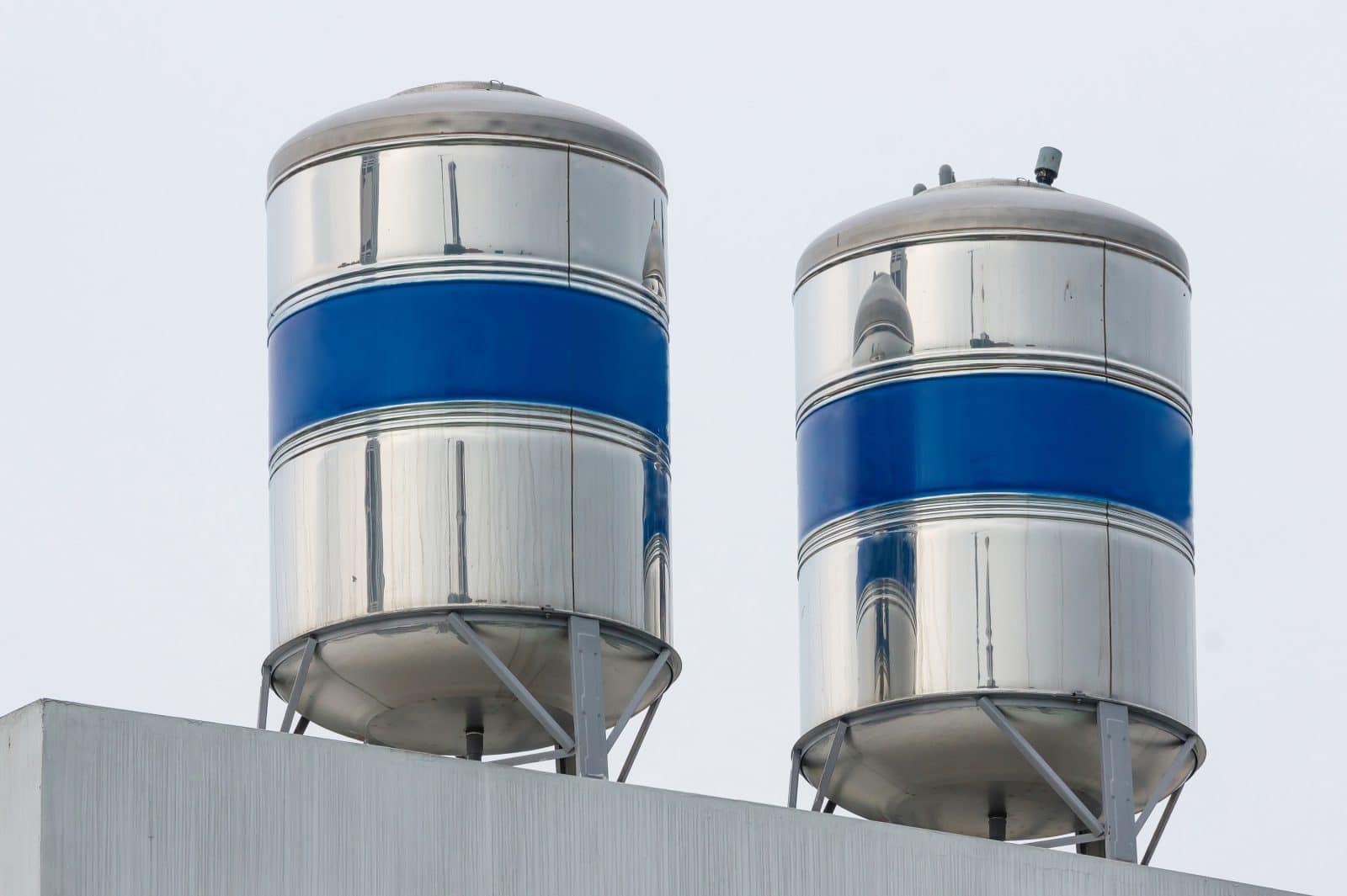 stainless-steel-rooftop-water-tanks