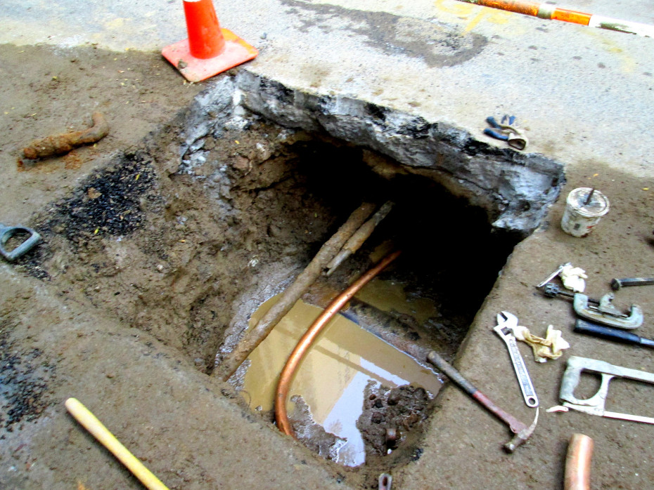 Manhattan water service line